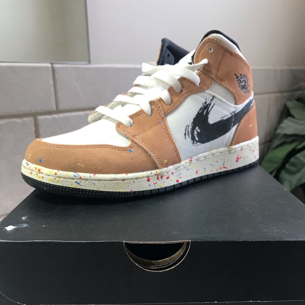 Big Kid's Jordan 1 Mid SE Brushstroke Sail/Black-Cider-Chile Red